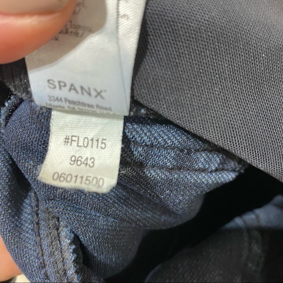 Spanx Jean-ish® Denim Ankle Leggings - Picture 11 of 13